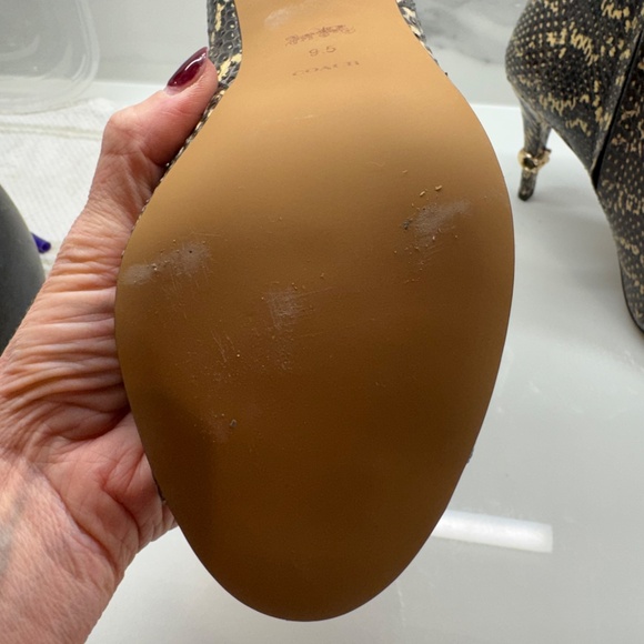 COACH REMI Snakeskin Snakebite Open Toe Ankle Leather Bootie Boots Tan Black 9.5 - Picture 6 of 8